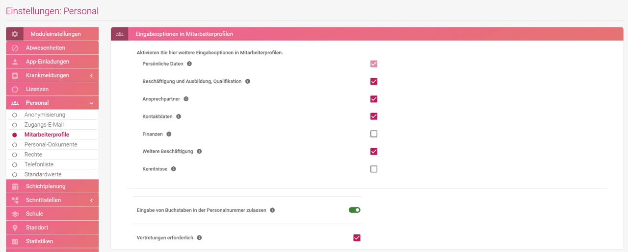 Zu sehen ist die Zeiterfassung mit der geöffneten Einstellung „Eingabeoptionen in Mitarbeiterprofilen“.