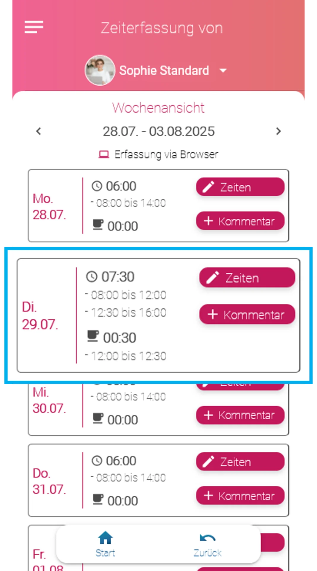 Zusehen ist die Wochenauswertung in der App mit mehreren Wochentagen. Der Dienstag ist farblich hervorgehoben. Die erfasste Arbeitszeit beträgt 8:00–12:00 Uhr und 12:30–16:00 Uhr, die Pause liegt von 12:00–12:30 Uhr.