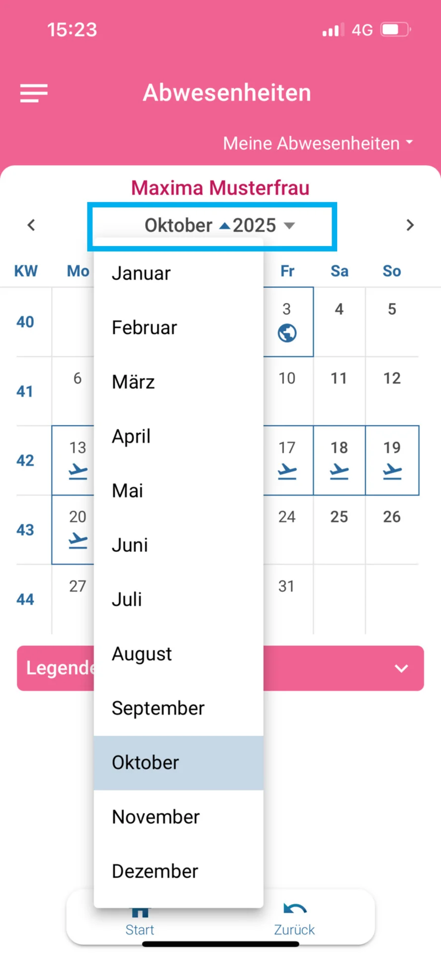 Zu sehen ist der geöffnete Kalender des Mitarbeiters. Farblich hervorgehoben ist der ausgewählte Monat Oktober, mit einer ausgeklappten Auswahl der weiteren Monate.