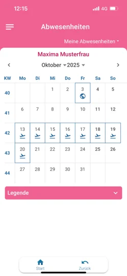 Zu sehen ist der geöffnete Abwesenheitskalender in der App für den eingeloggten Mitarbeiter.