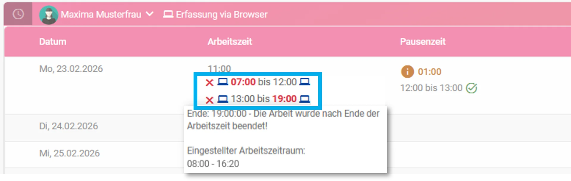 Zu sehen ist die Wochenauswertung von Maxima Musterfrau. Sie hat von 07:00 Uhr bis 19:00 Uhr gearbeitet, jedoch ist für sie ein Arbeitszeitraum von 08:00 Uhr bis 16:10 Uhr hinterlegt. Sowohl der Arbeitsbeginn als auch das Arbeitsende sind rot markiert, da diese Zeiten außerhalb des definierten Arbeitszeitraums liegen.