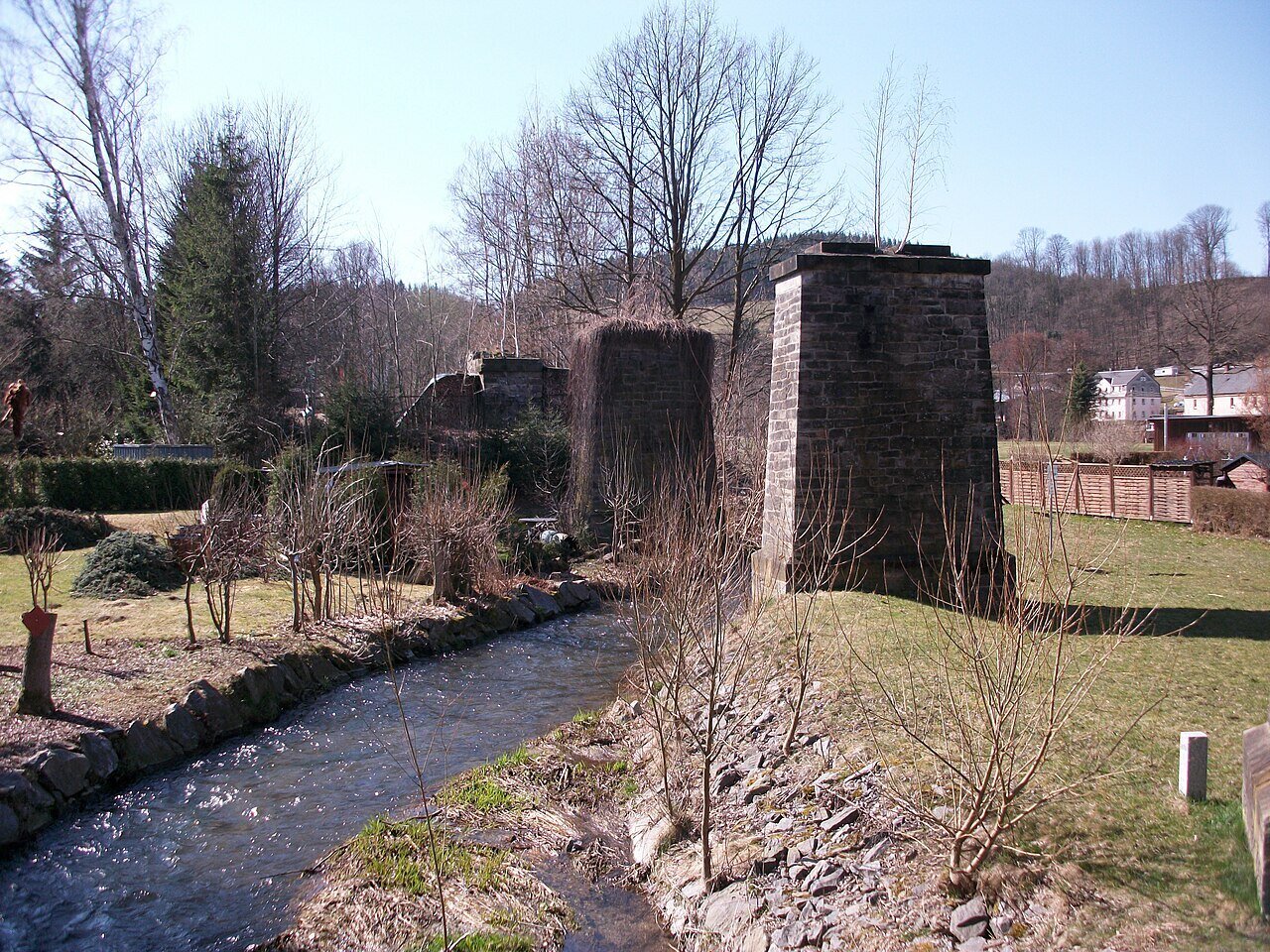 Brückenpfeiler 02