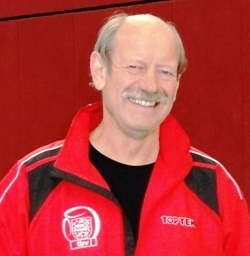 Lutz Grau