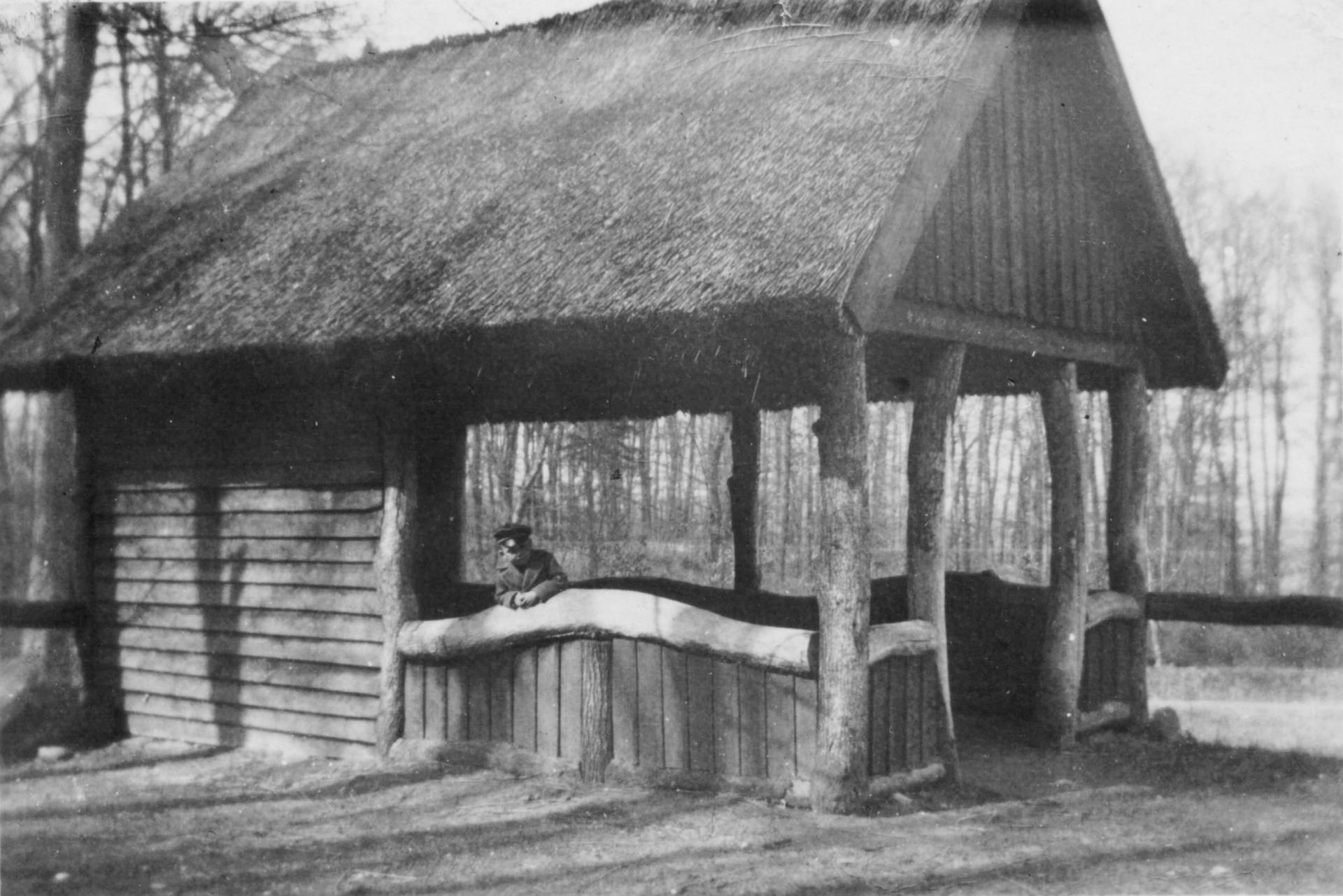 Die rechte Schutzhütte (vor 1945)