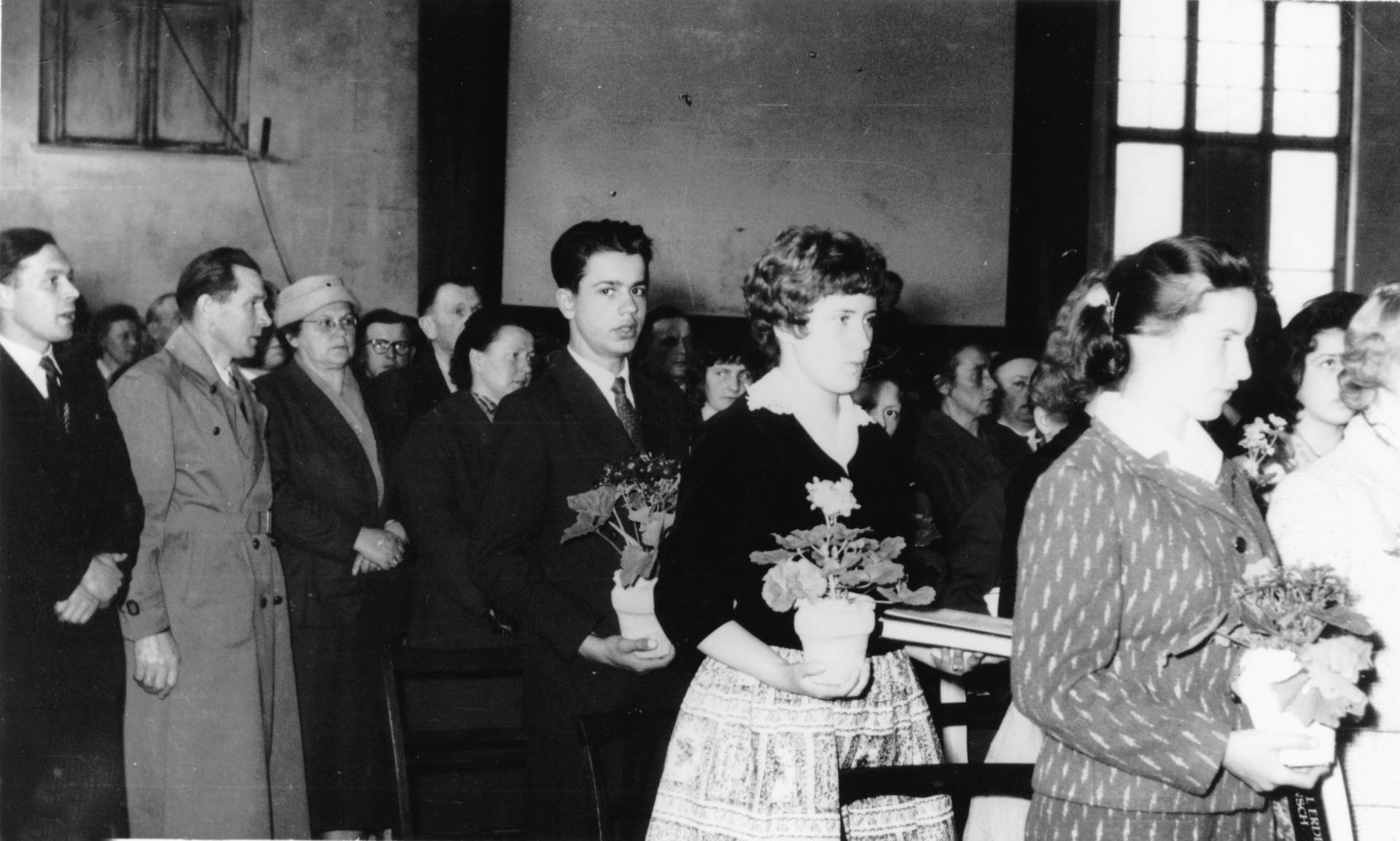 Am 26. April 1959 fand im Saal des „Hotel Dahms“ eine Jugendweiheveranstaltung statt (4).