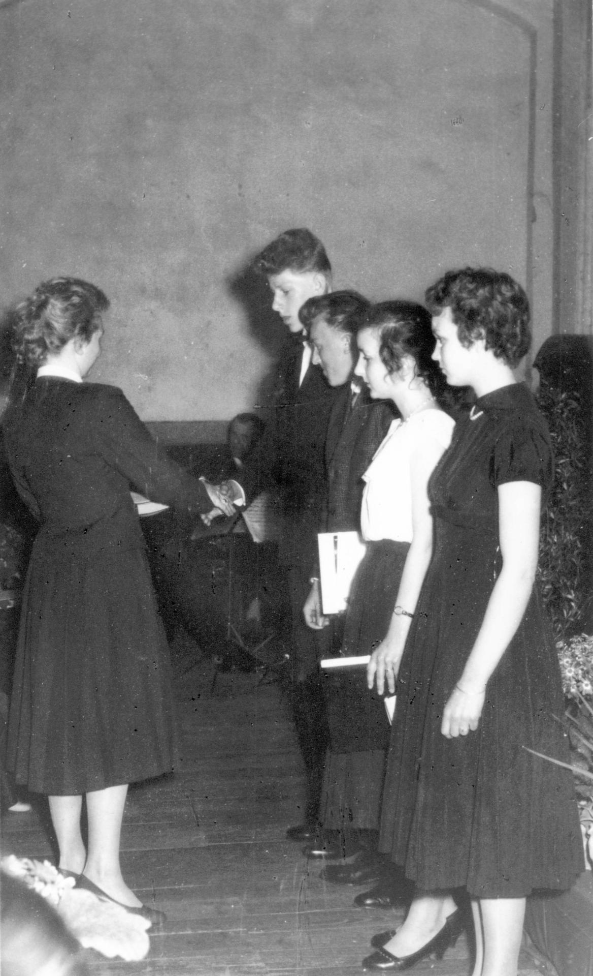 Am 26. April 1959 fand im Saal des „Hotel Dahms“ eine Jugendweiheveranstaltung statt (6).