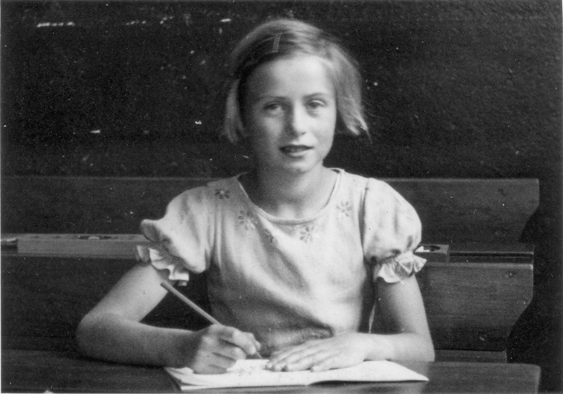 Schülerin Ilse Pagels, 1937.