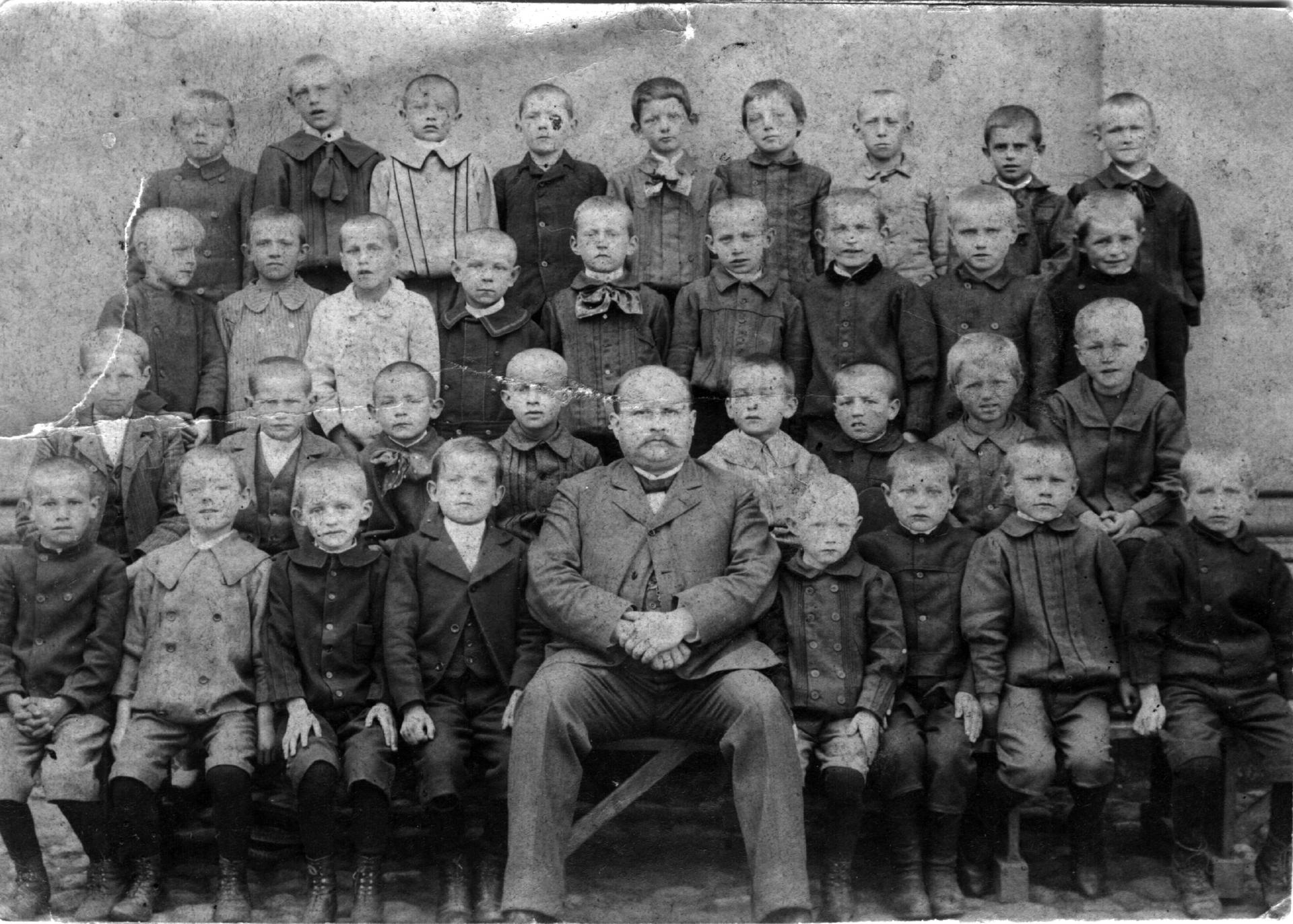 Schulklasse um 1907