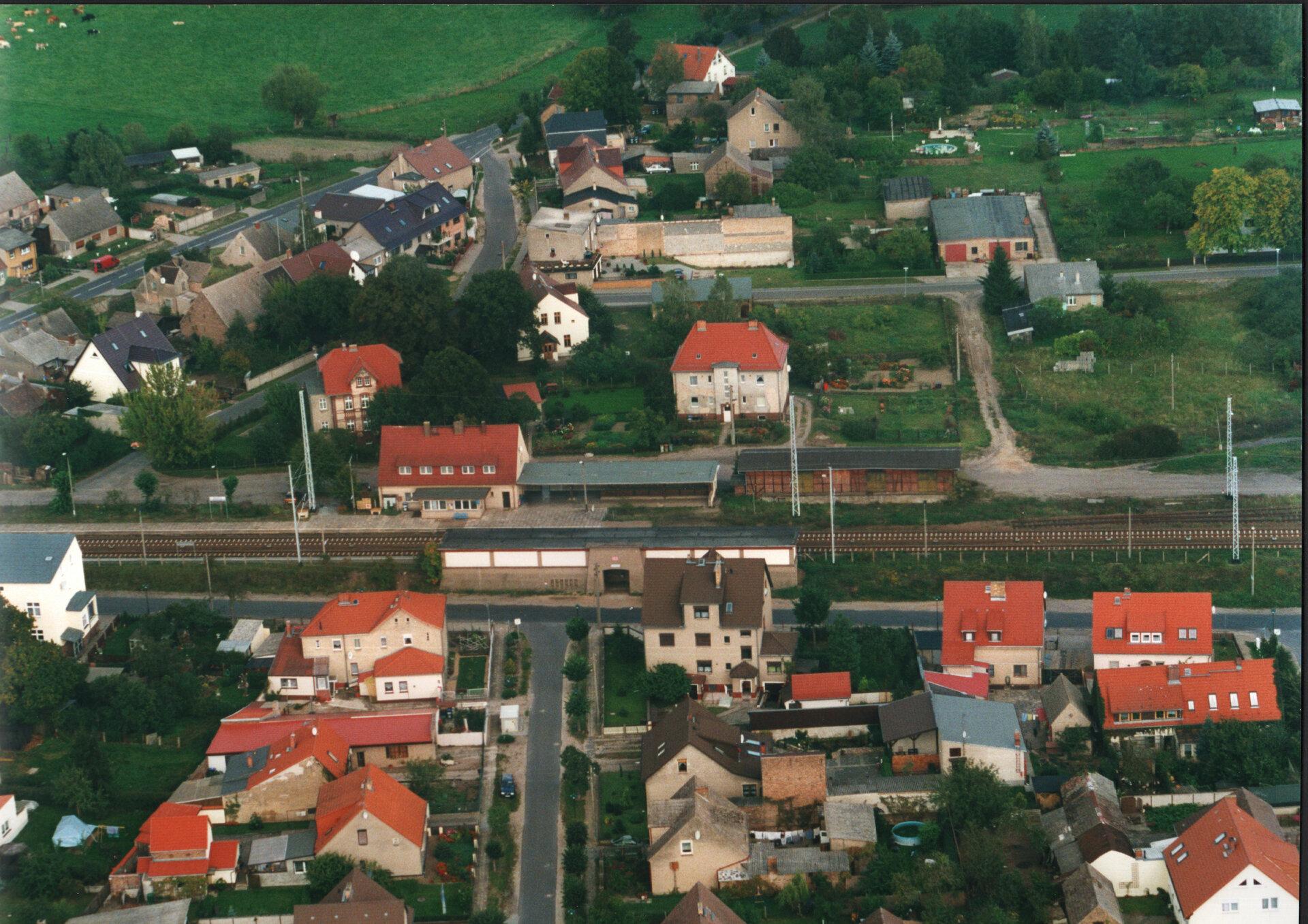 Vogelperspektive des Bahnhofs