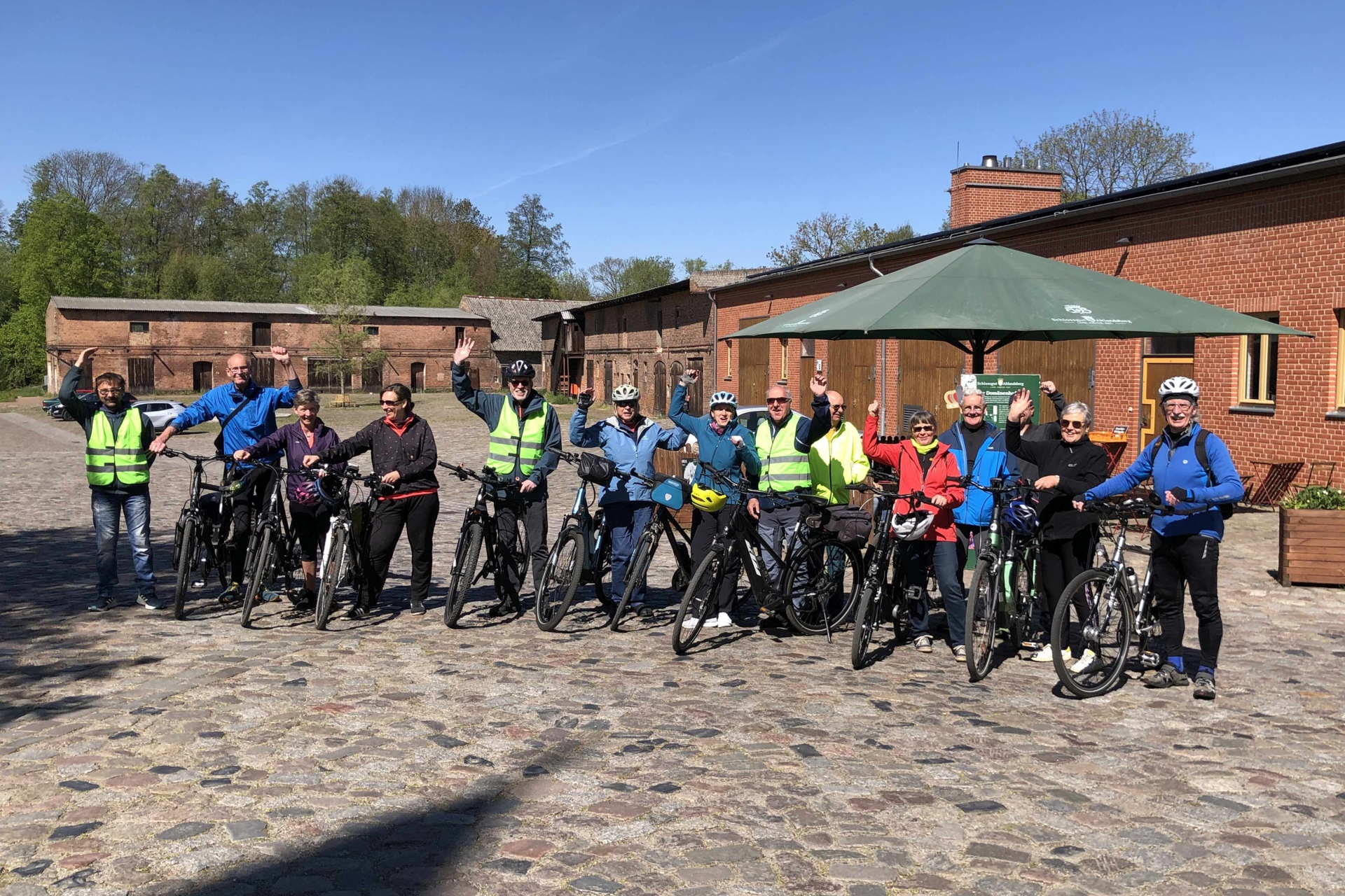 01_Sattelfest_2025_Zwischenstopp_der_Feldmärkertour_in Altlandsberg