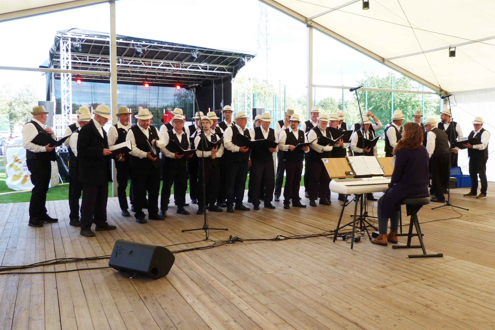 4_Stadt-und_Regionalparkfest_Männerchor_Mirow_e.V.