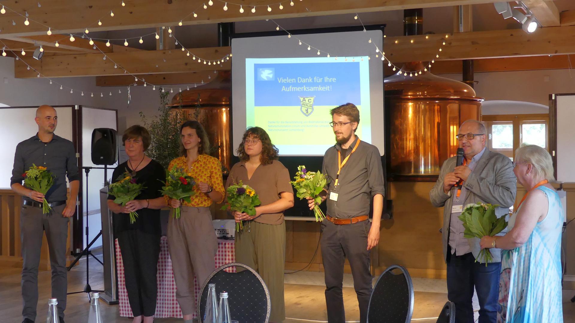 Blumengruß für Referenten und Team