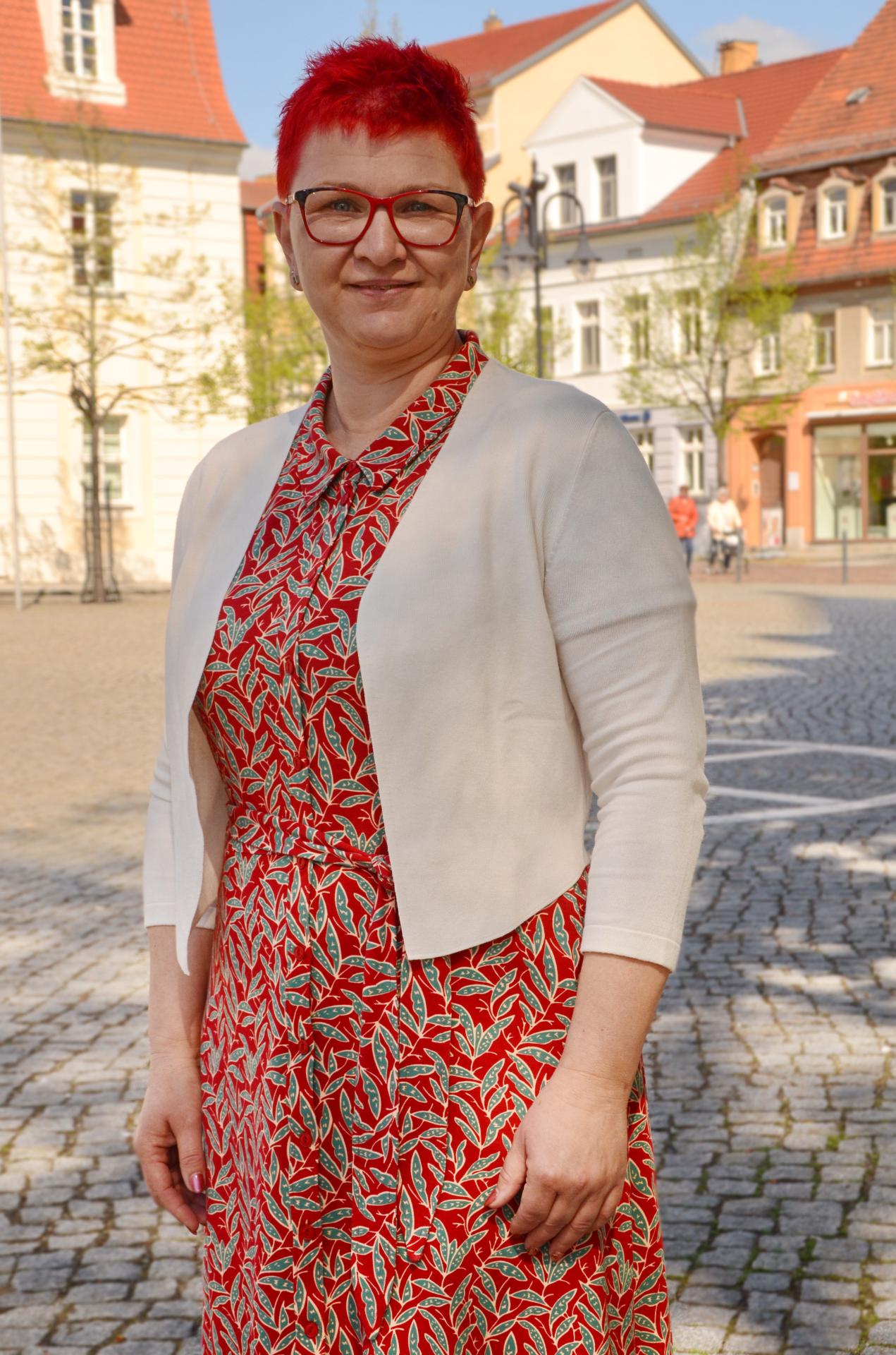 Verbandsgemeindebürgermeisterin Claudia Sieber - Bild öffnet sich in vergrößerter Ansicht