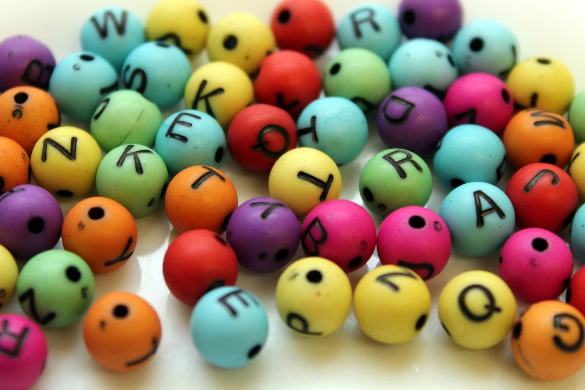 beads-4899501_1920