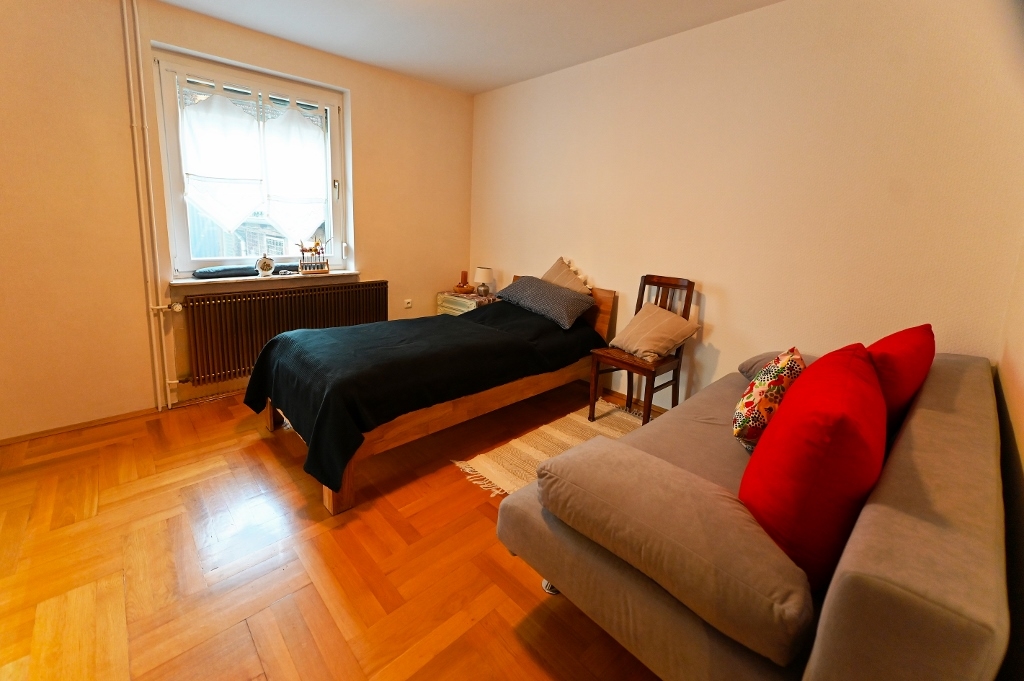Schlafzimmer 2