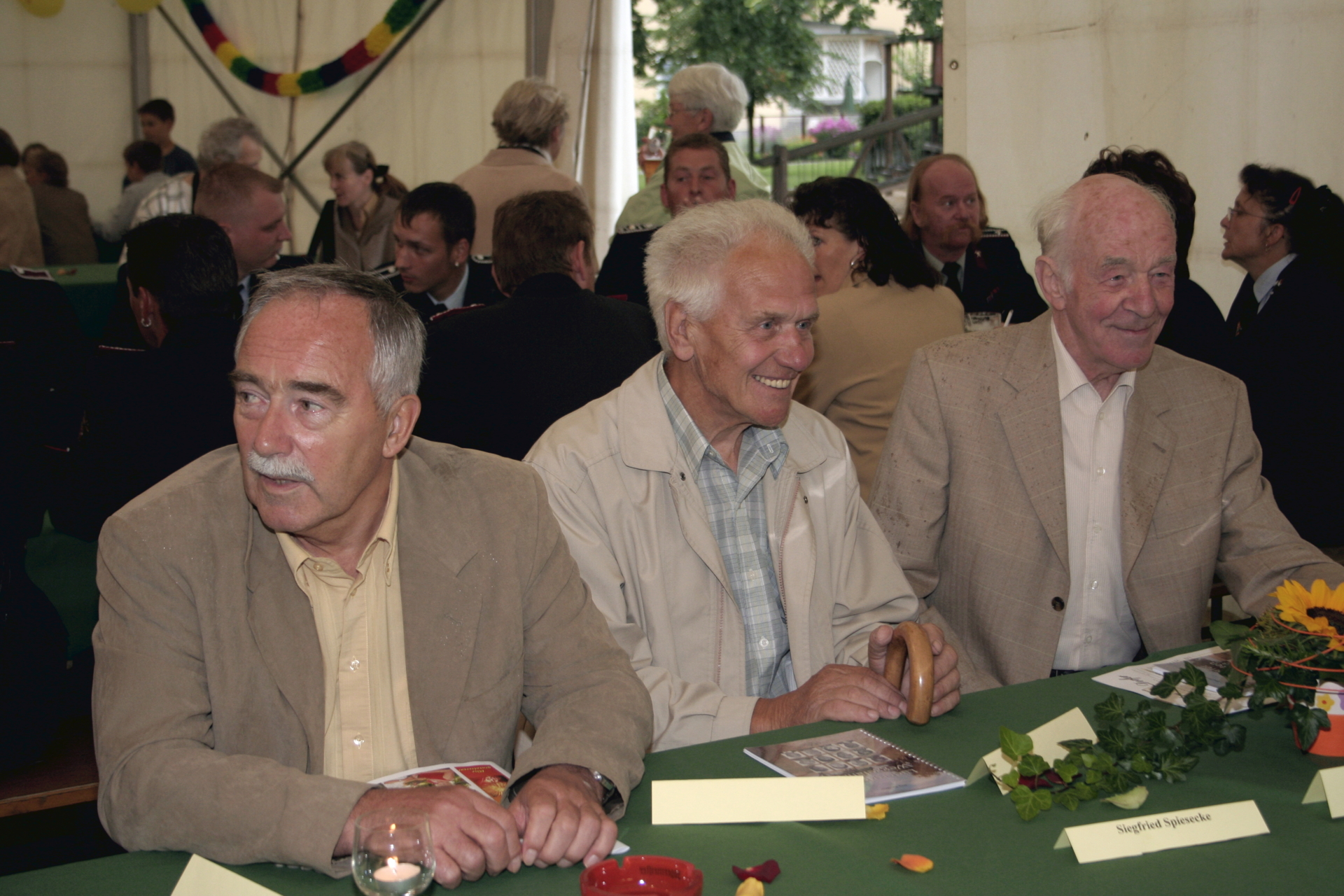 Festakt zur 650. Jahrfeier von Lüdersdorf 2007 mit Dr. Gerhard Birk, Lothar Baumann, Wolfgang Köhler (v.l.n.r.)
