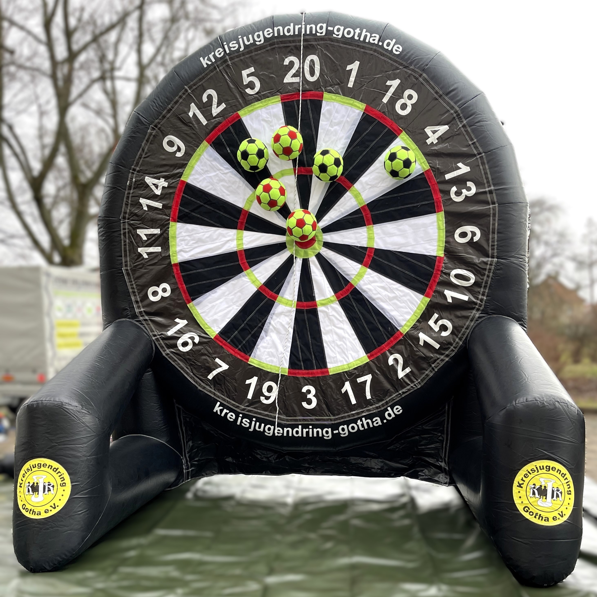 Fussballdart mit Klett