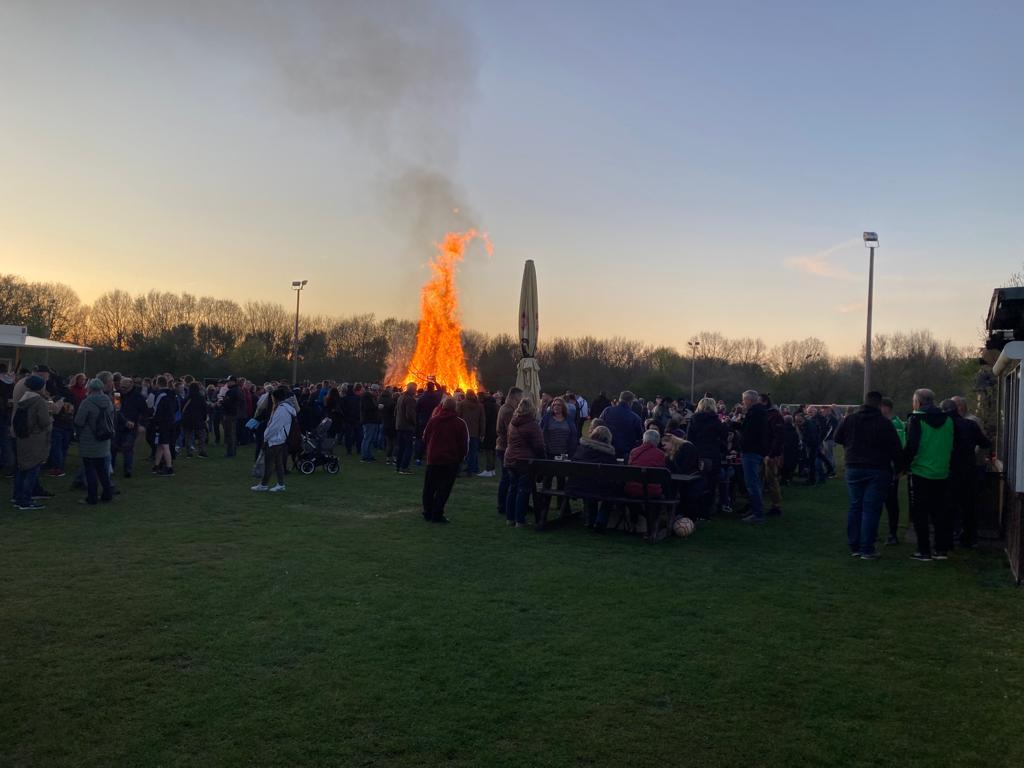 Osterfeuer 2022-1