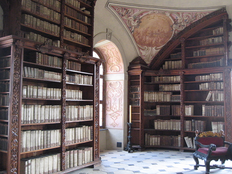 Biblioteka Poaugustiańska - Bibliothek mit barocker Inneneinrichtung in Żagań, Foto S. Lillich