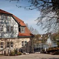 blick_zum_standesamt_mit_see