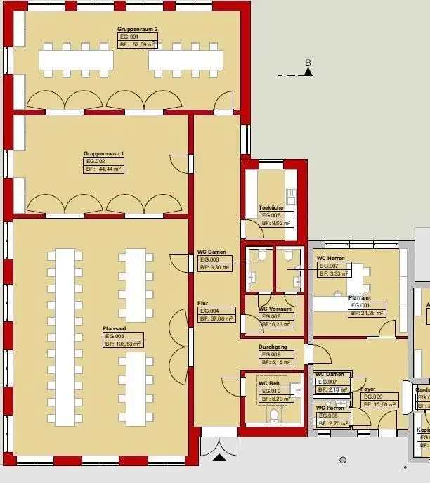 Grundriss eines Gebäudekomplexes mit einem zweistöckigen Hauptgebäude und mehreren Anbauten