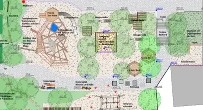 Lageplan eines Spielplatzes mit Klettergerüst, Bodenspielgeräten, Hängematten, Tischen und Bäumen