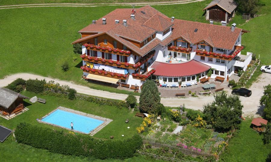 Familien-Rüstzeit Terenten/Südtirol Familien-Rüstzeit Terenten/Südtirol
