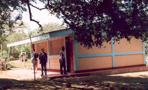 Neue Schule in El Tamarindo