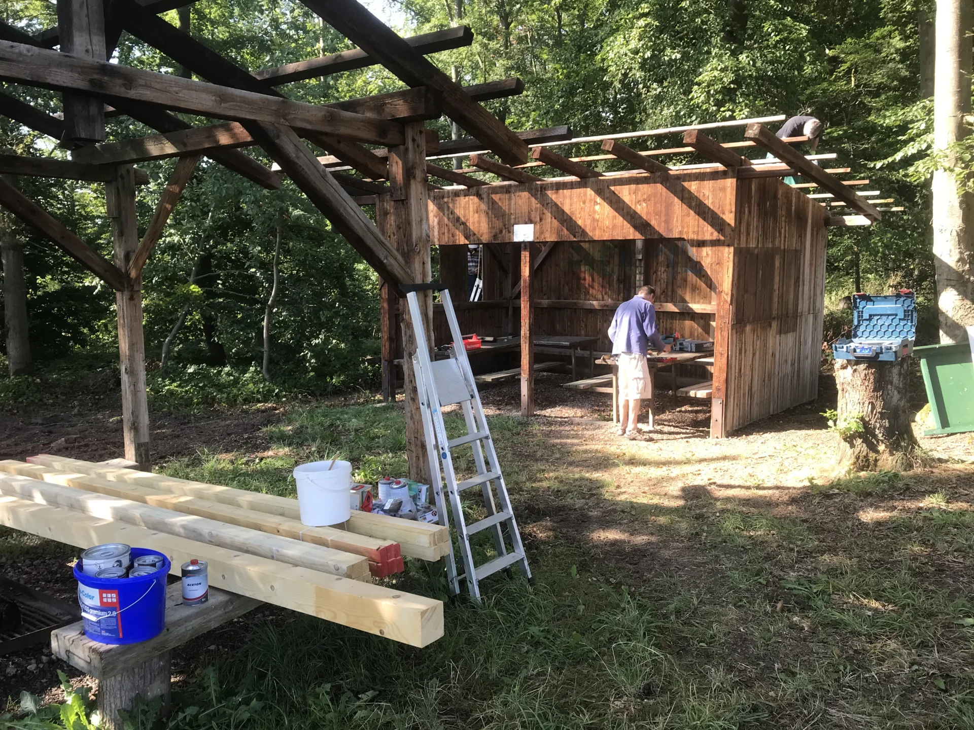 Ausbesserung der Grillhütte