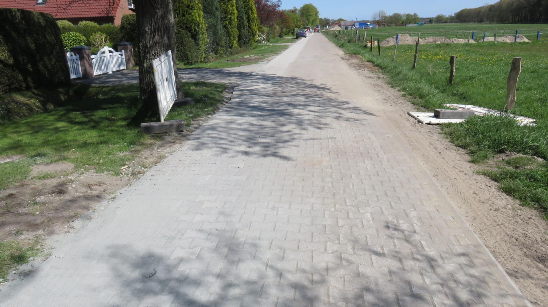 Reparierte Straße Königsweg Leegmoorweg -2