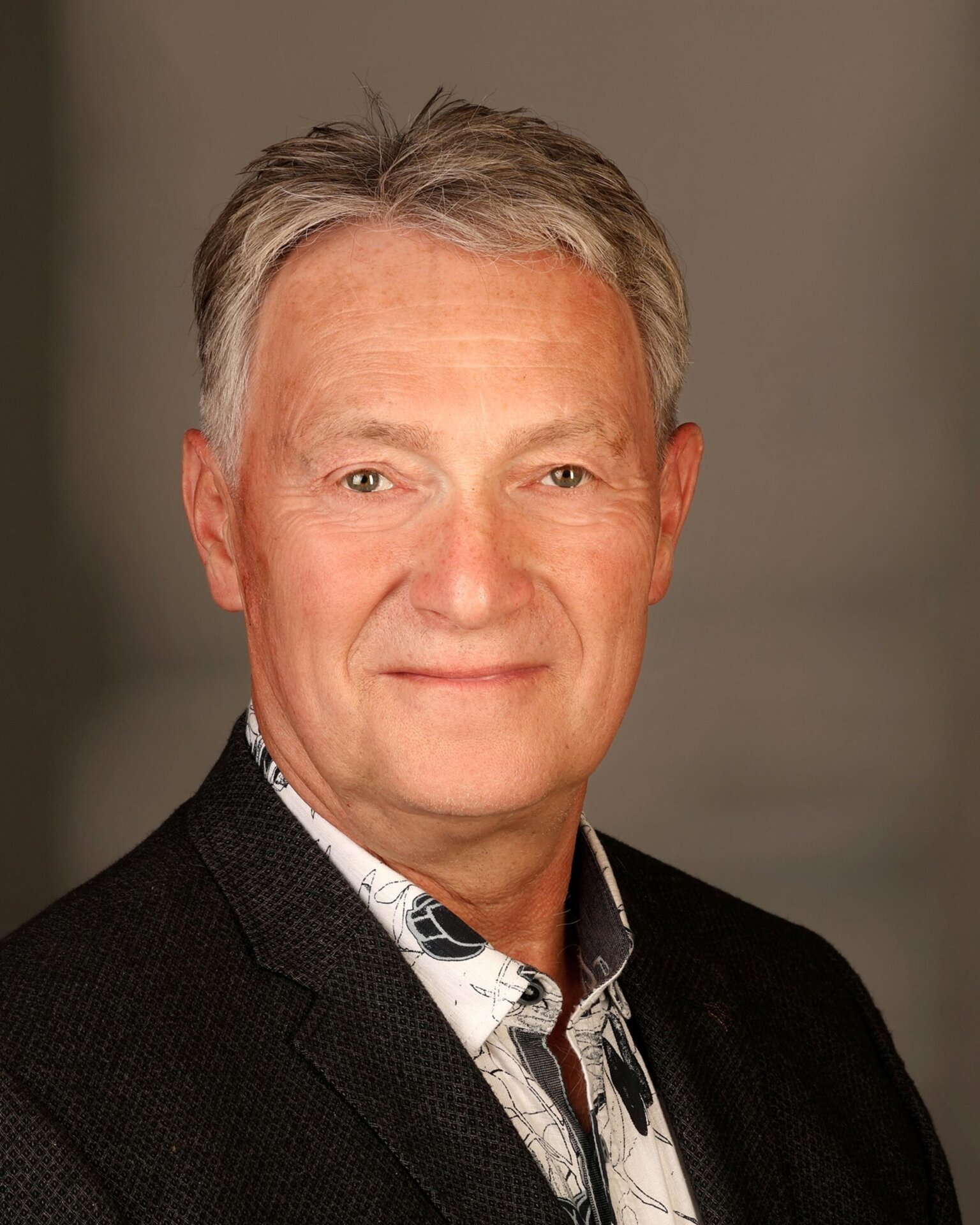Jähnig, Volker