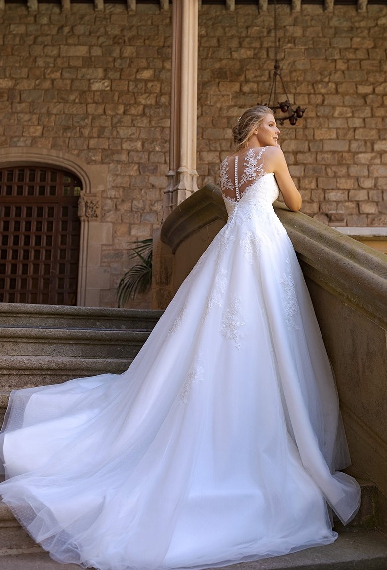 AV1736 / ivory-nude / Gr.44 / 795€