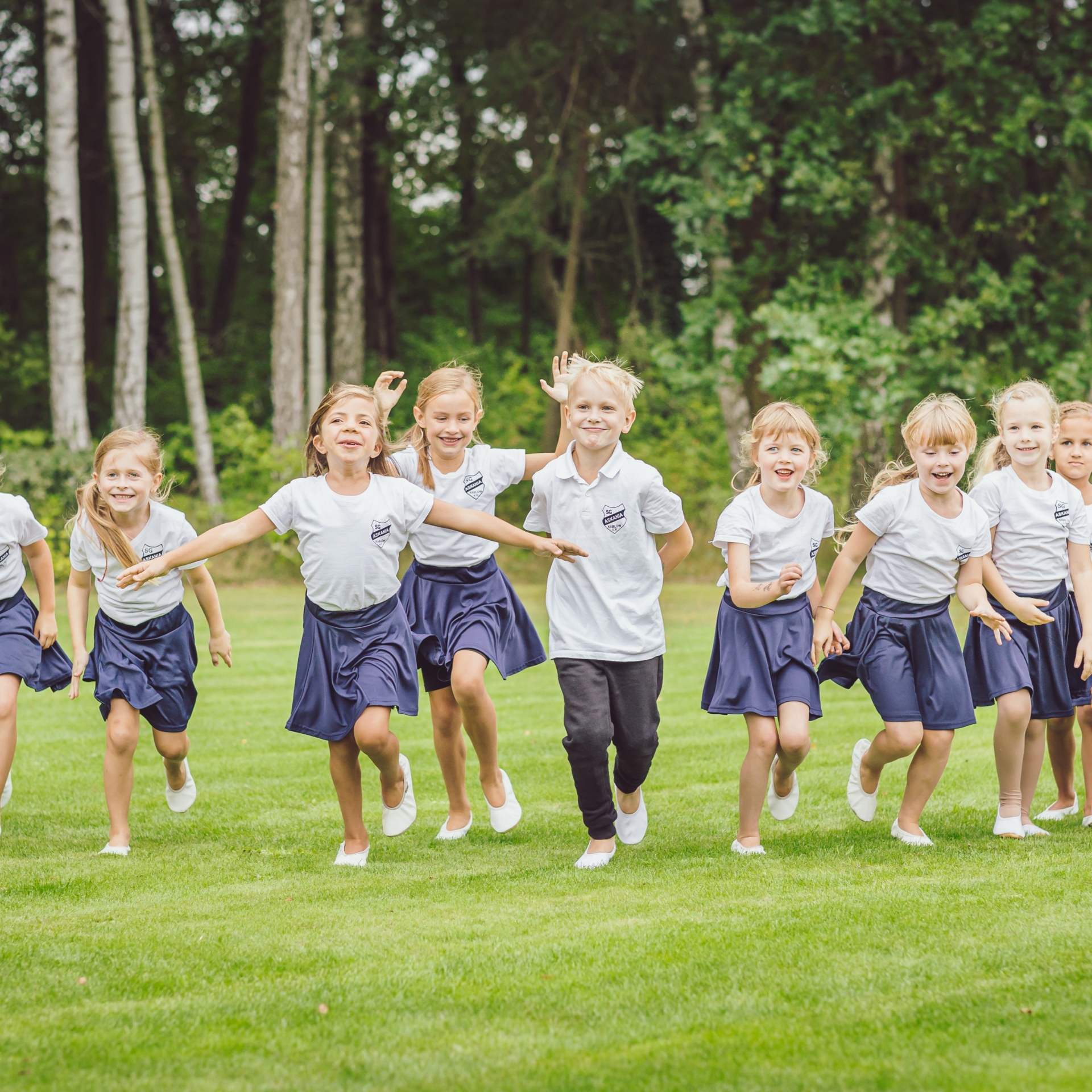 Gruppenfoto Kleine Kinder