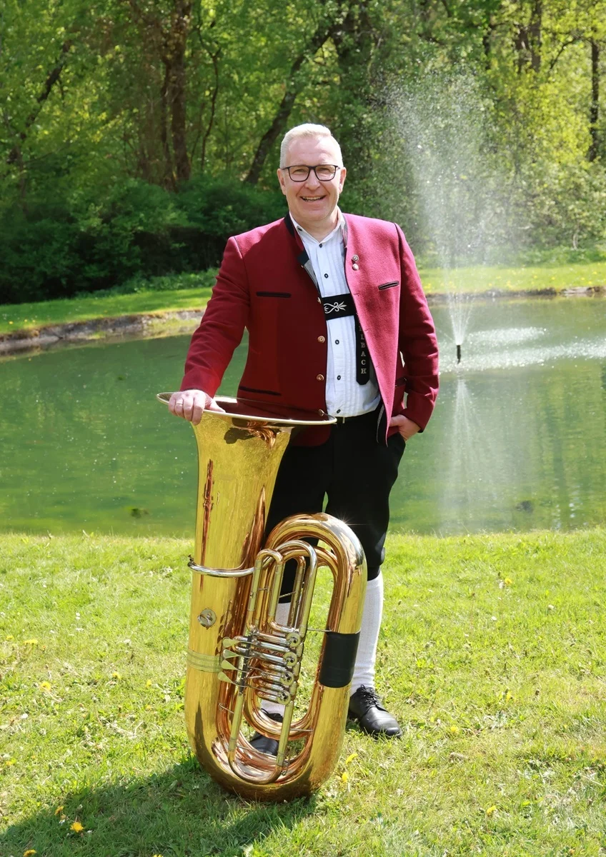 Tuba neu