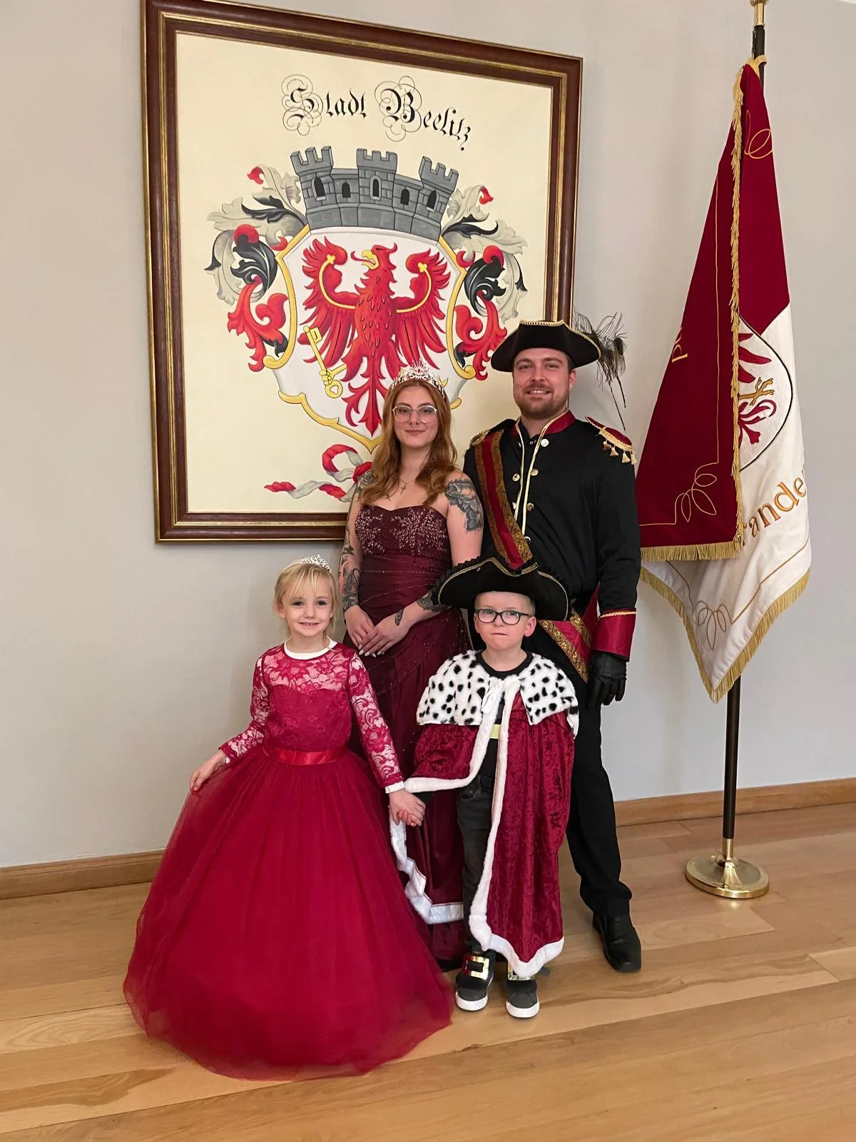 Großen:  Leonie I. und Nico I. Kinder: Aurora I. und Liam I.