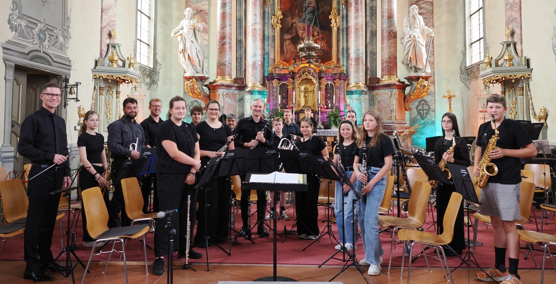 Jungmusiker beim Konzert in der Kirche