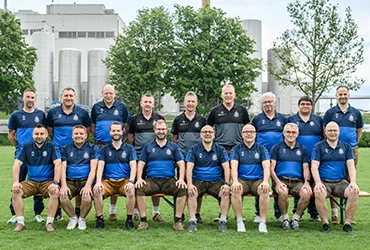 gruppenfoto-alte-herren
