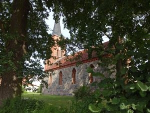 Kirche-Papenbruch-300x225