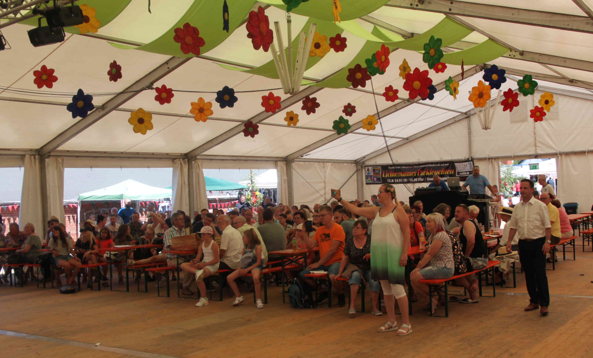 Partyzelt