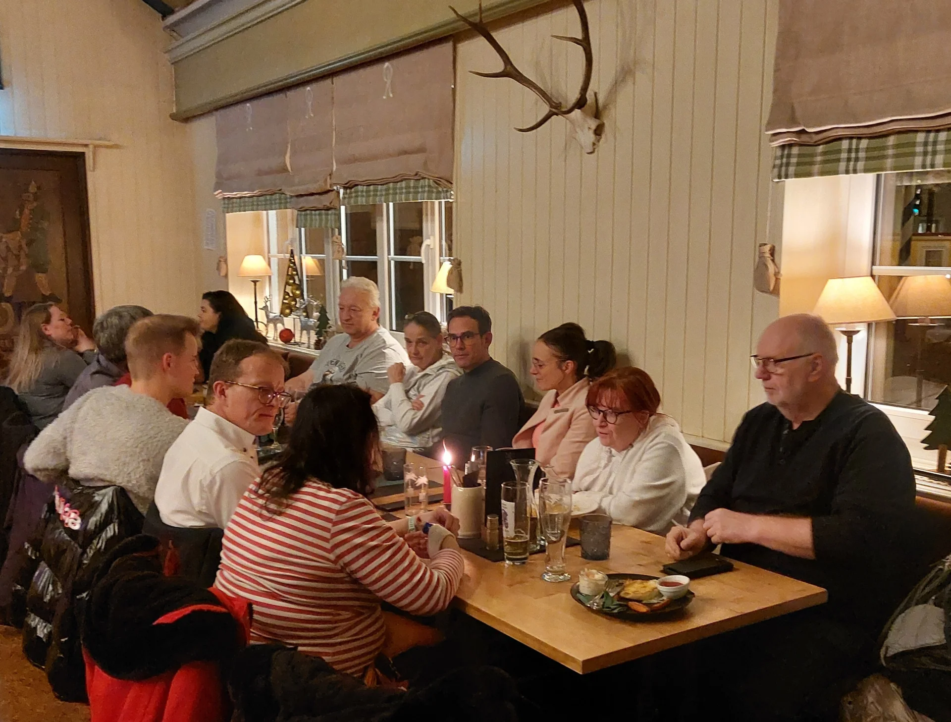 Weihnachtsfeier Neuwirt, Garching b. München