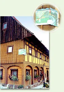  Sonnenuhr Bertsdorf, Hintere Dorfstraße