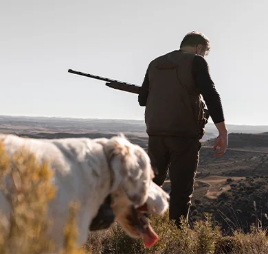 jager-mit-seinem-jagdhund