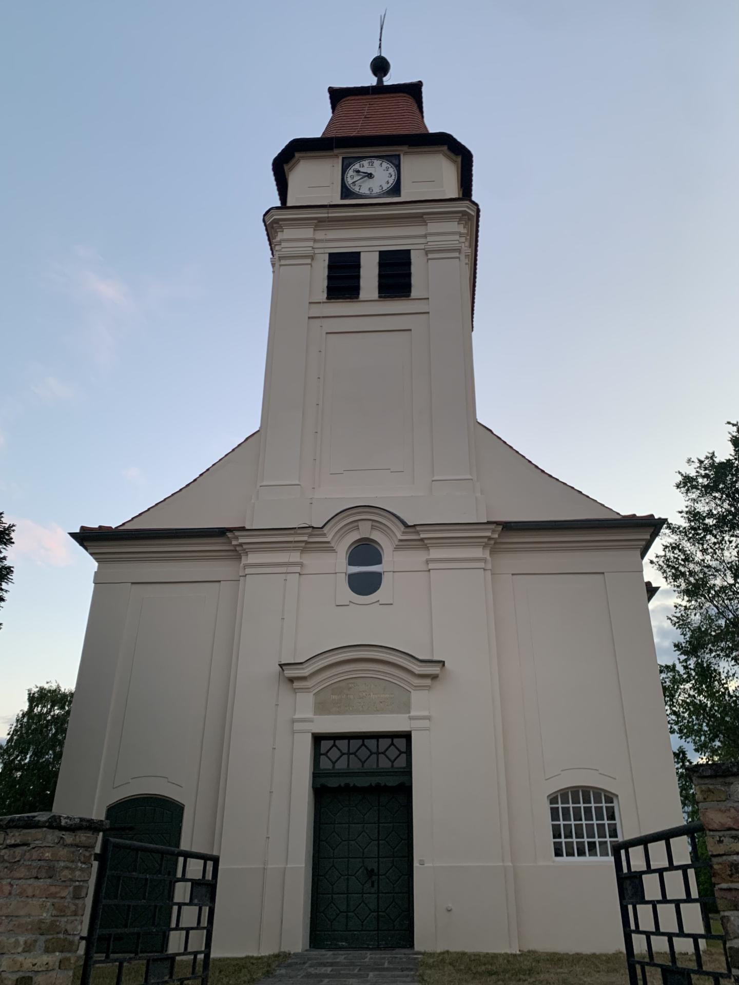 Kirche © KirstLena 2022-07-28 (3)