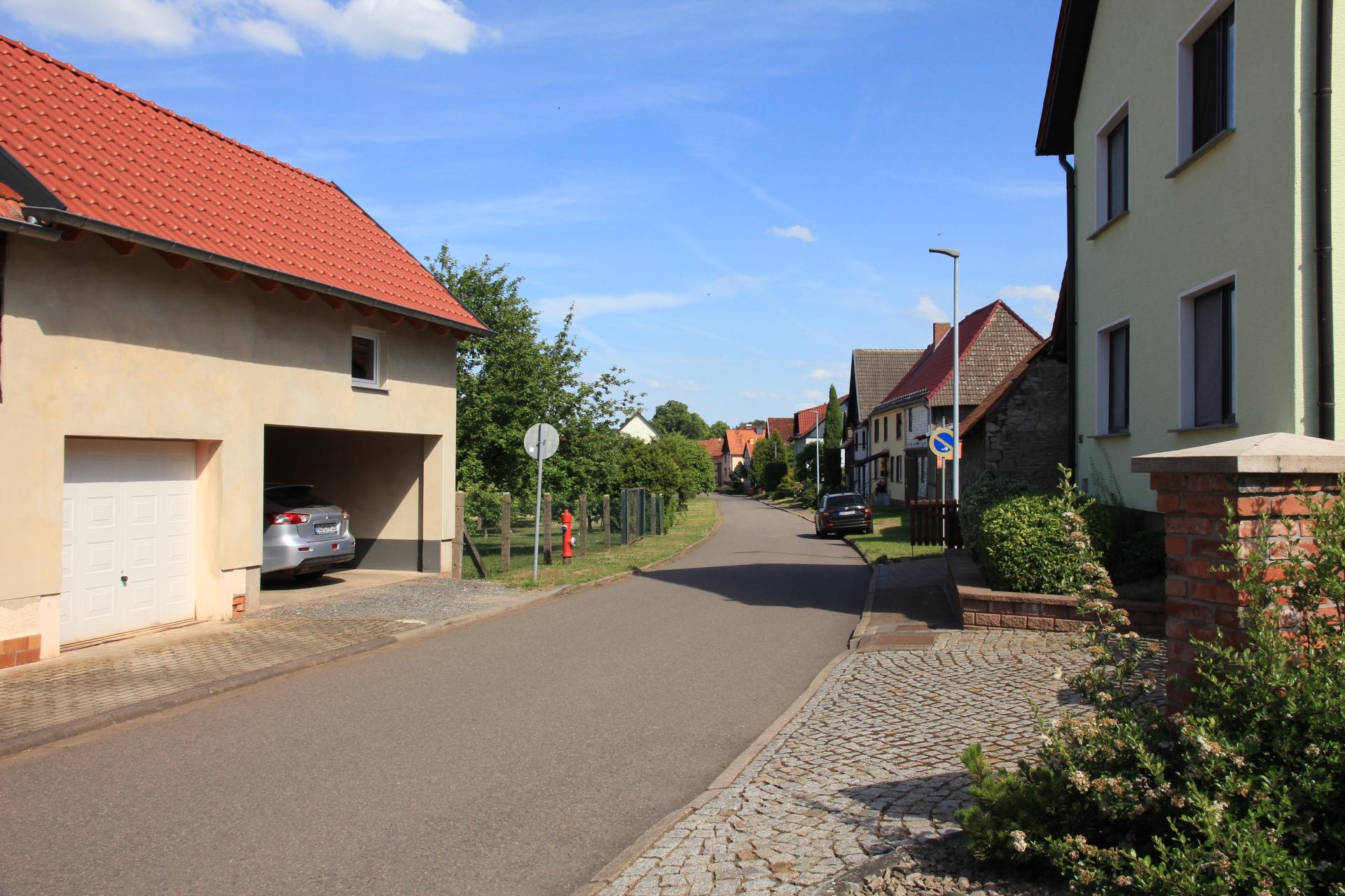 Dorfstraße 2