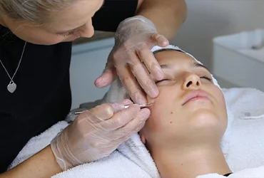 hautreinigungsbehandlung