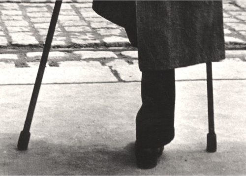 1944