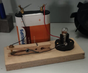morse1-300x249