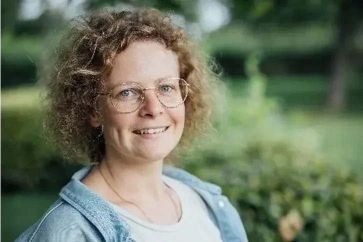 Frau Susanne Graul