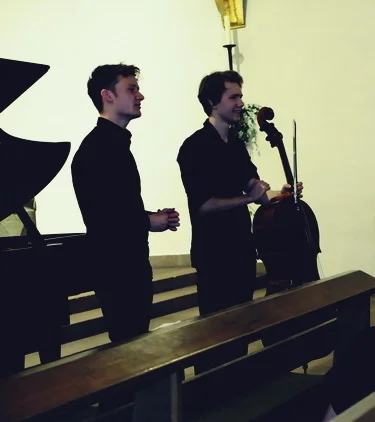 Demian und Lionel Martin