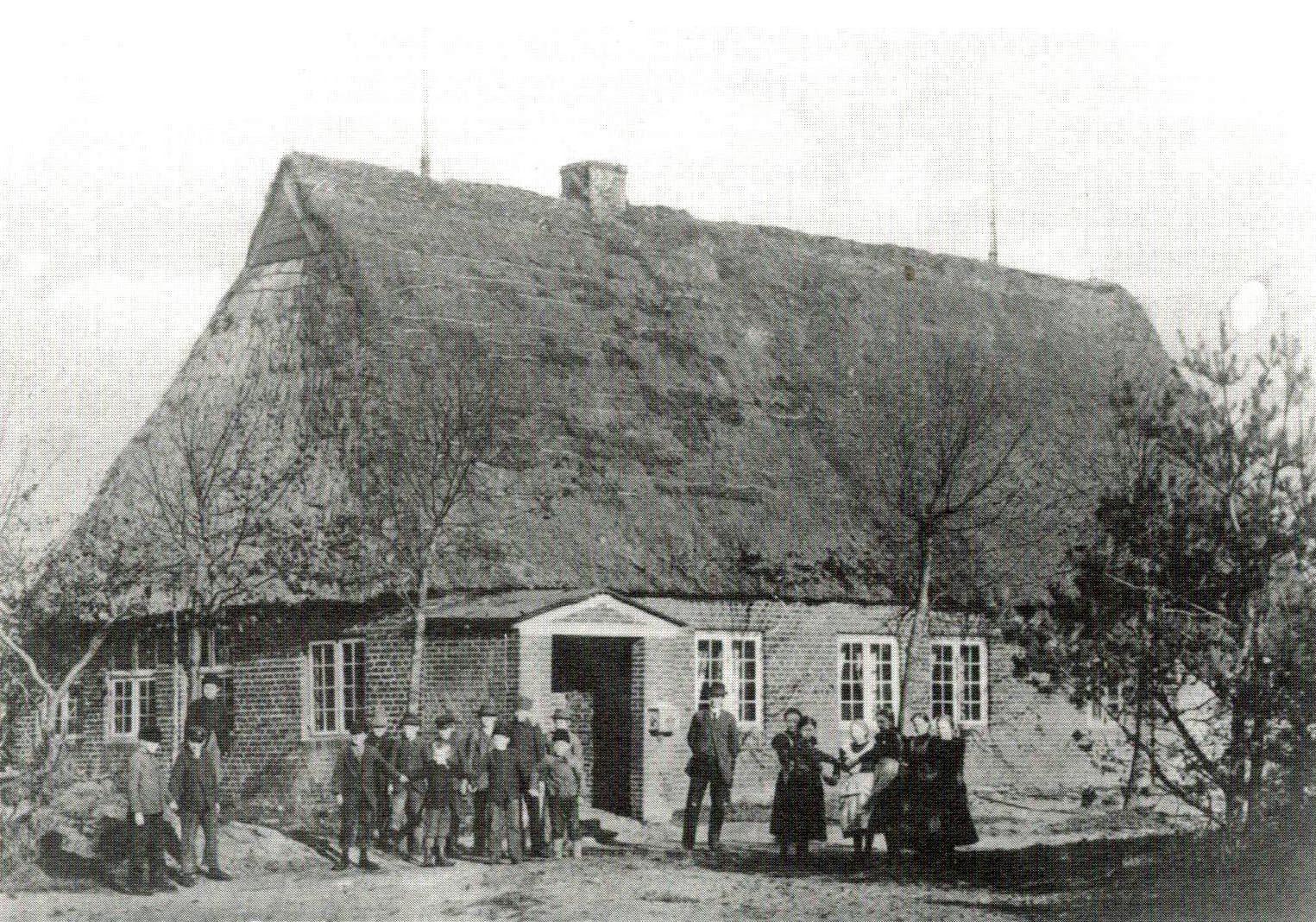 Erstes Schulgebäude (1896)